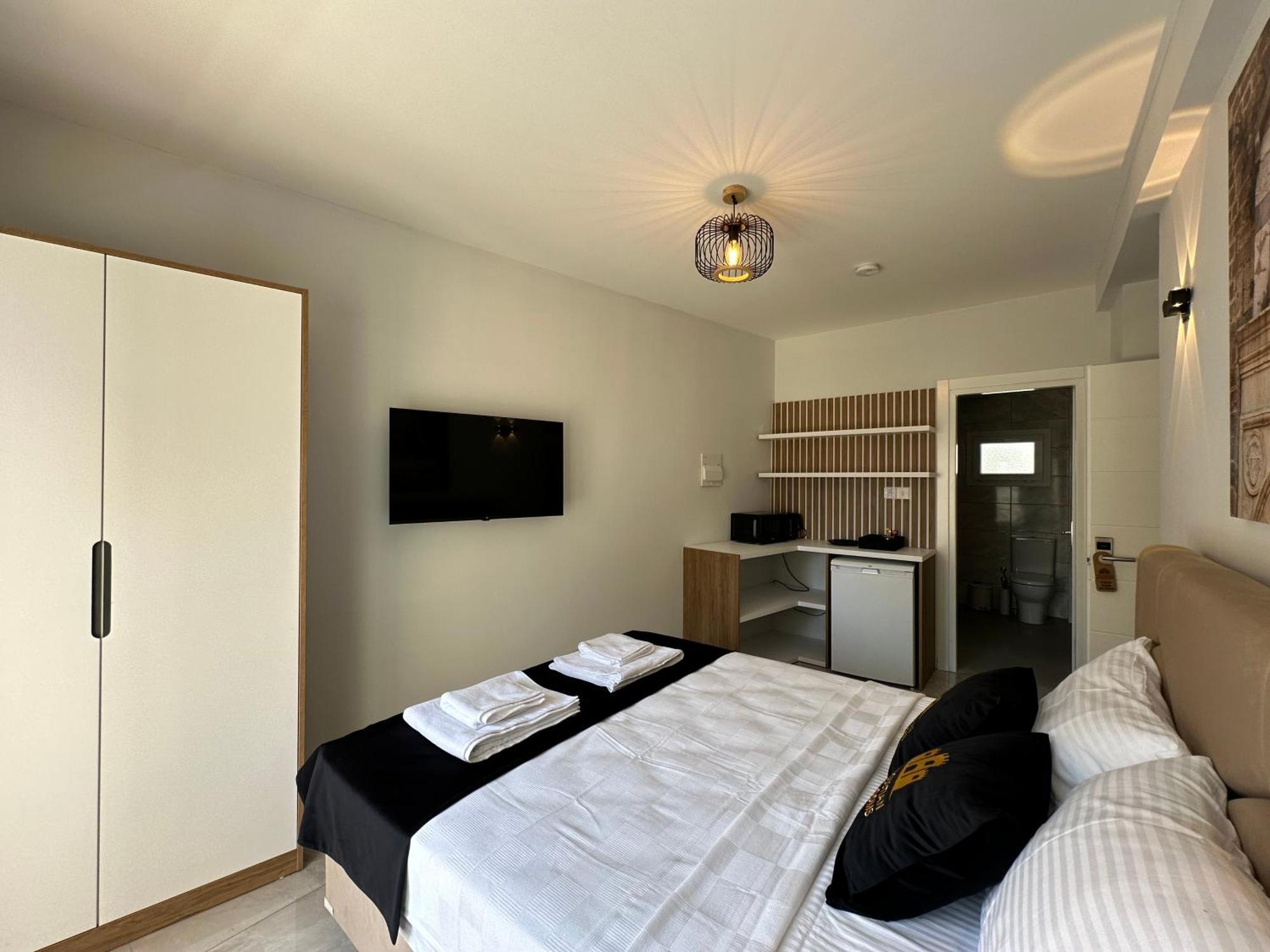 Famagustian Guest Rooms Famagusta  Eksteriør billede